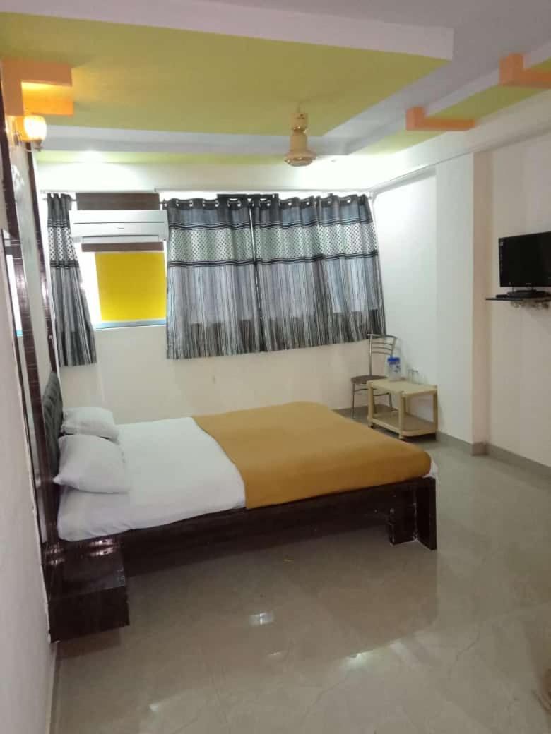 Sahil Lodge Akkalkot Akalkot Kültér fotó